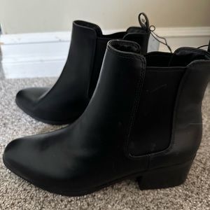 NWT A New Day booties